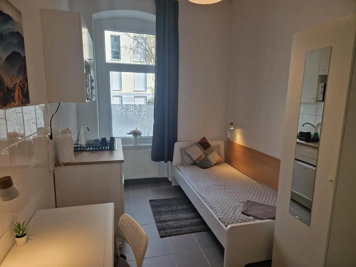 Zimmervermietung Berlin Mertens 0*,  Niemcy
