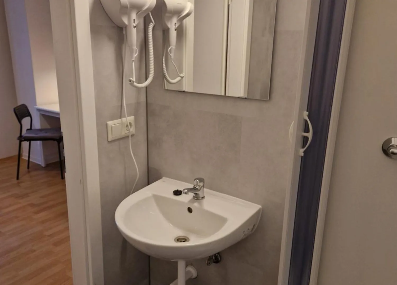 Homestay Zimmervermietung Berlin Mertens Germany